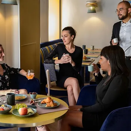 Mercure Opera Lafayette 4*