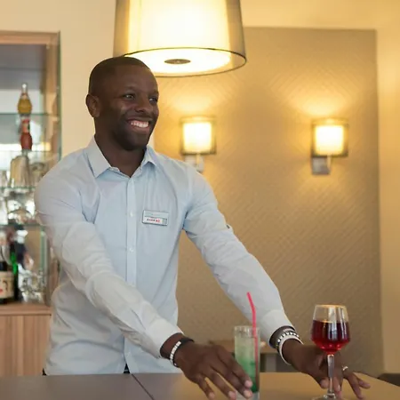 Mercure Opéra Lafayette 4*