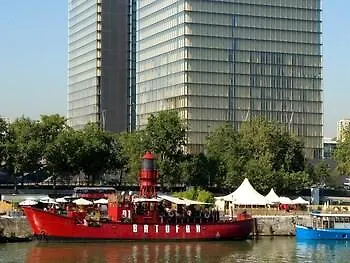 Mercure Opera Lafayette Hotel 4*