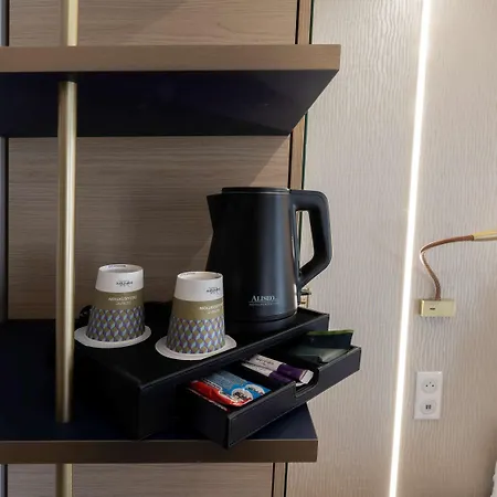 Mercure Opera Lafayette 4*