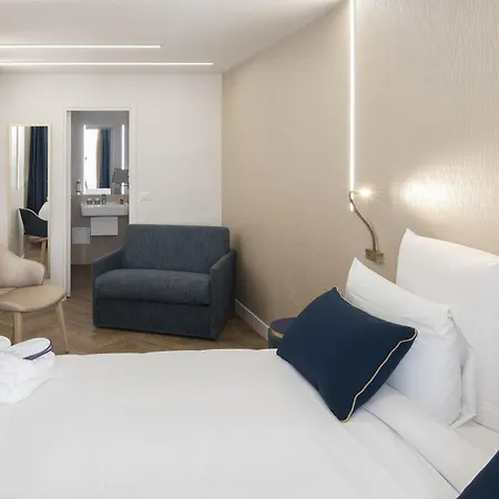 Mercure Opera Lafayette Hotel 4*