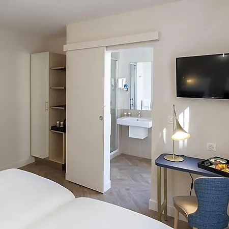 Mercure Opera Lafayette Hotel