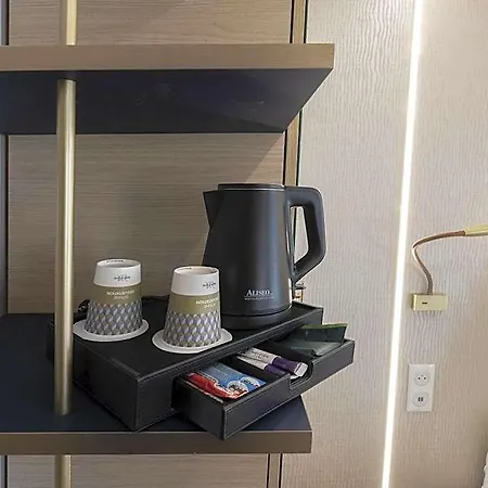 Mercure Opera Lafayette 4*