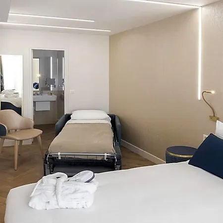 Mercure Opera Lafayette Hotel
