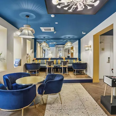 Mercure Opera Lafayette 4*