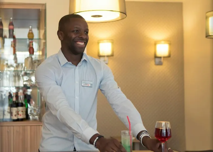 Mercure Opera Lafayette 4*