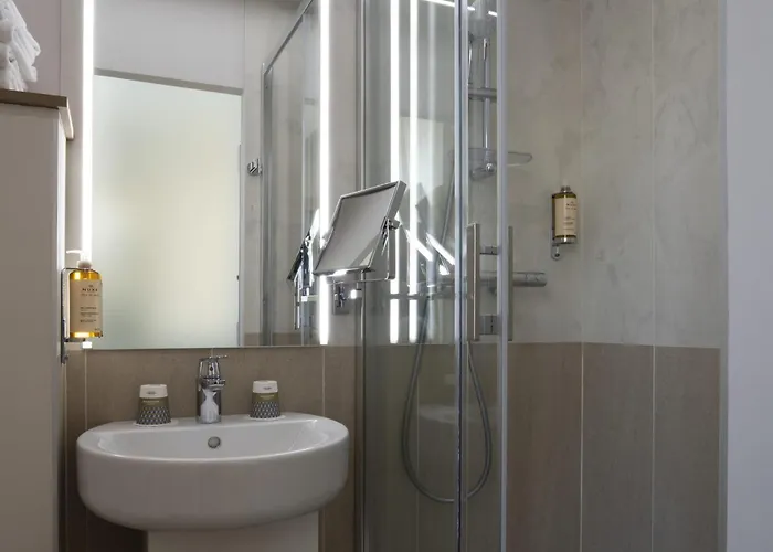 Mercure Opera Lafayette מלון 4*